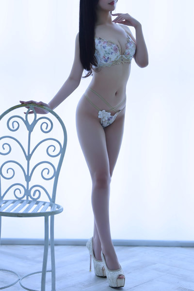 名古屋風俗デリヘル 新人・七奈子(ナナコ) 写真
